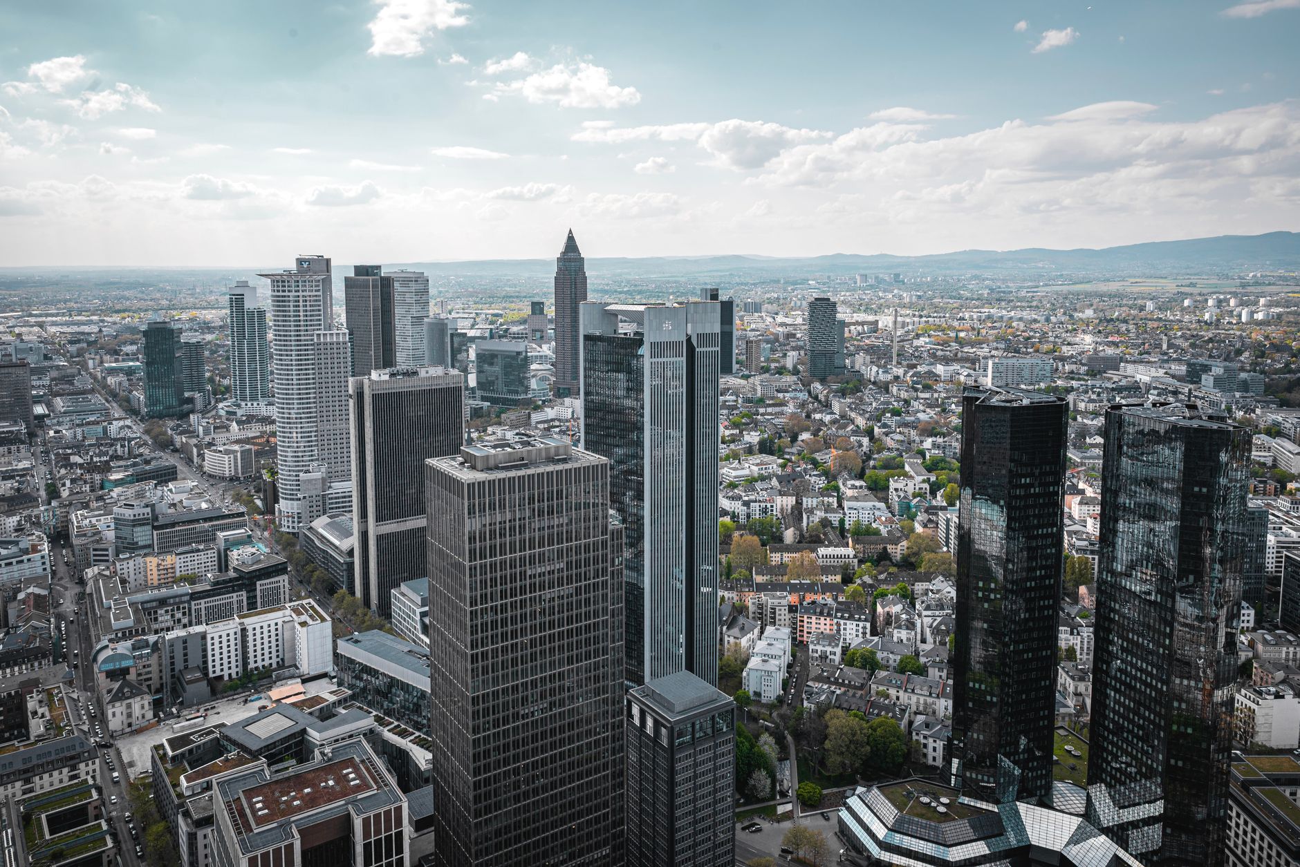 Wie Sie die beste Wohnungsreinigung in Frankfurt wählen: Ein umfassender Leitfaden