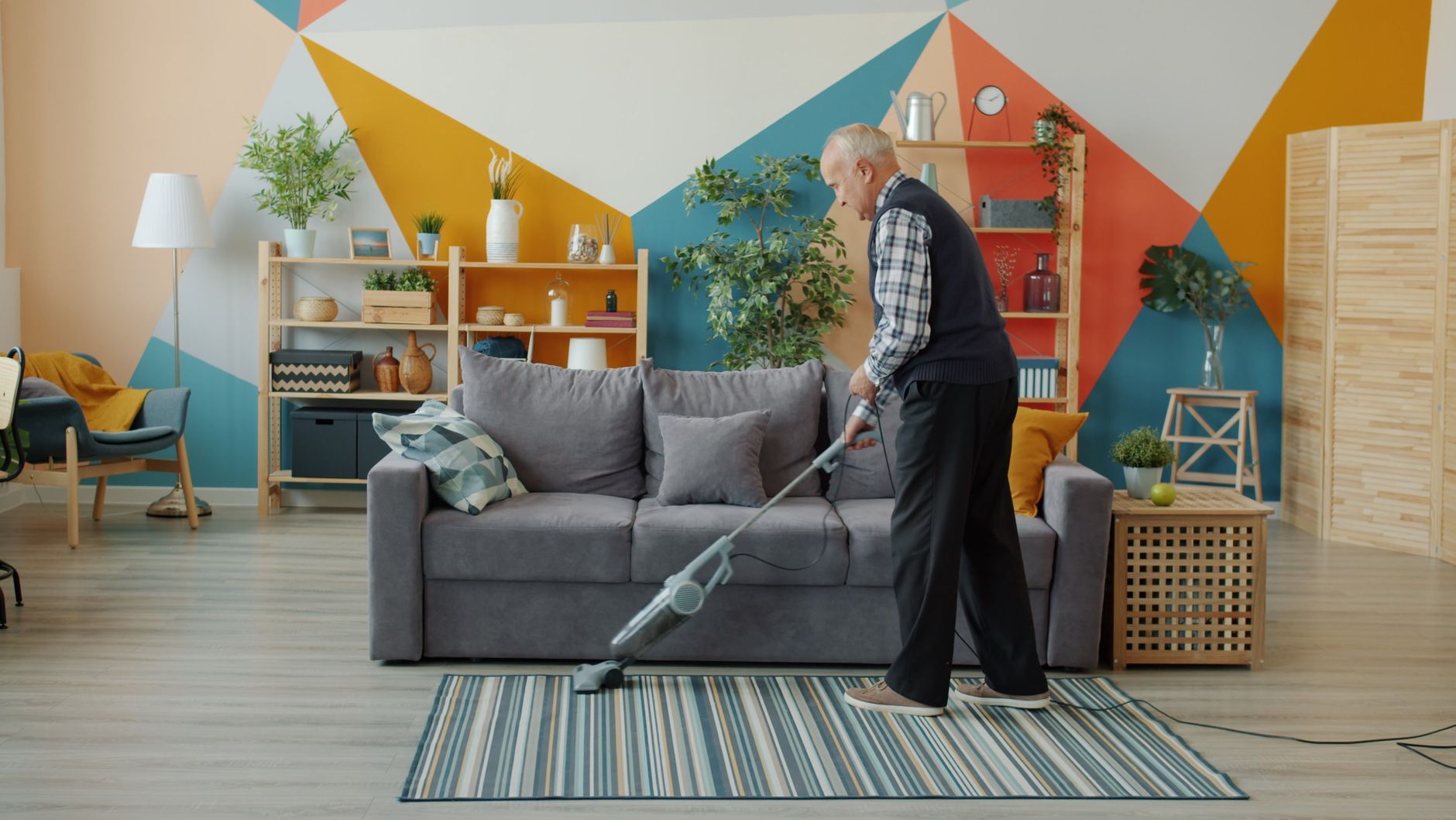 Professionelle Couchreinigung in Frankfurt: Sofas in Top-Zustand bringen